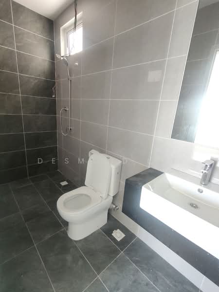 Condominium for Sale at Lucerne Residences - Desmond Lee - Bathroom - PropertyGuru.com.my