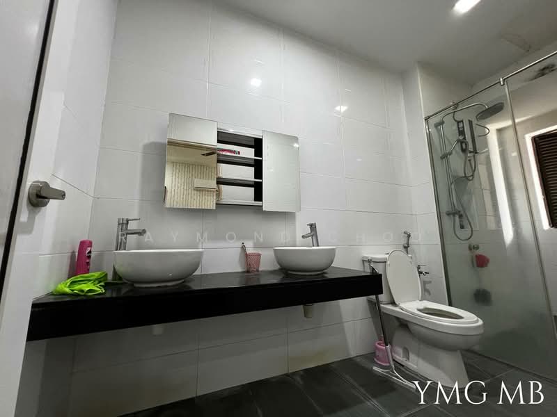 Semi-Detached House for Sale in Kapar (Selangor) - Raymond Choo - Bathroom - PropertyGuru.com.my