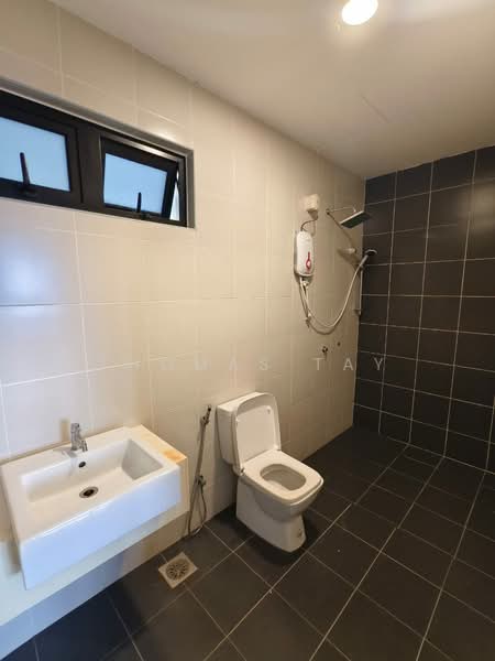 Service Residence for Rent at Meridin Suites @ The Meridin - Thomas Tay - Bathroom - PropertyGuru.com.my
