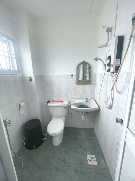 2-storey Terraced House for Sale in Bukit Indah (Iskandar Puteri (Nusajaya)) - Karl Lim - Bathroom - PropertyGuru.com.my