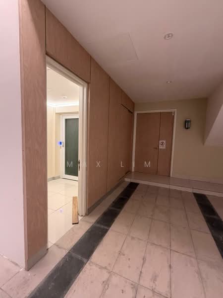 4.5-storey Terraced House for Sale in Kampung Sungai Kayu Ara (Petaling Jaya) - Max Lim - Corridor - PropertyGuru.com.my