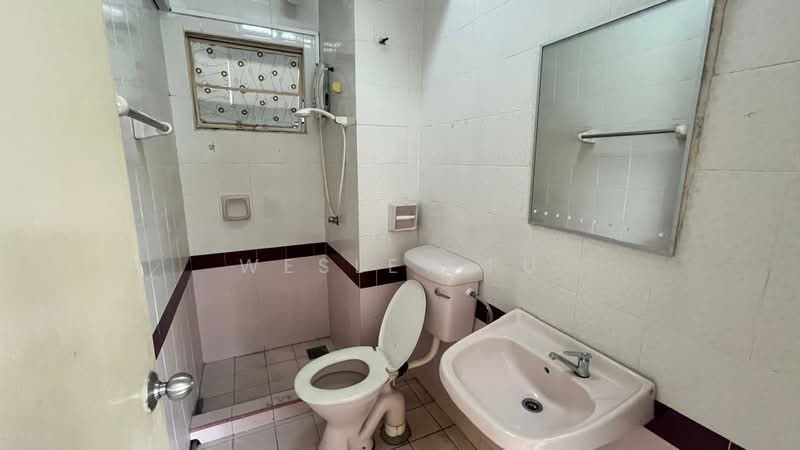 Kondominium untuk Dijual di Danau Impian - Wesley Fu - Bathroom - PropertyGuru.com.my