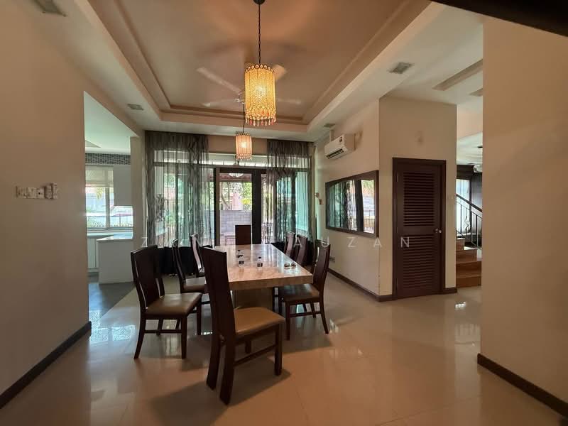 Rumah Banglo untuk Dijual di Setia Eco Park (Setia Alam) - Zann Fauzan - Dining Room - PropertyGuru.com.my
