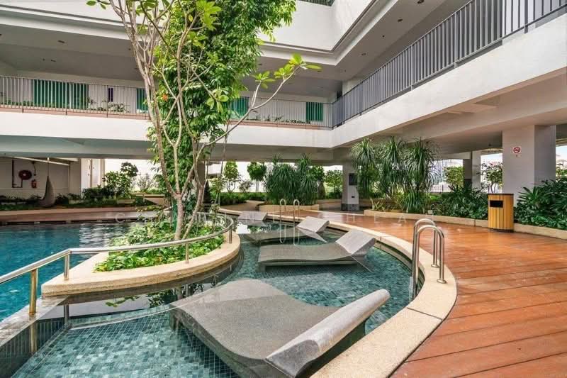 Servis Apartment untuk Disewa di Verve Suites KL South - Charine Cheah - Pool - PropertyGuru.com.my