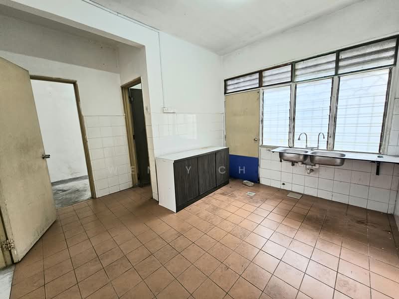 2-storey Terraced House for Sale in Saujana Puchong (Puchong) - Wendy Chin - Kitchen - PropertyGuru.com.my