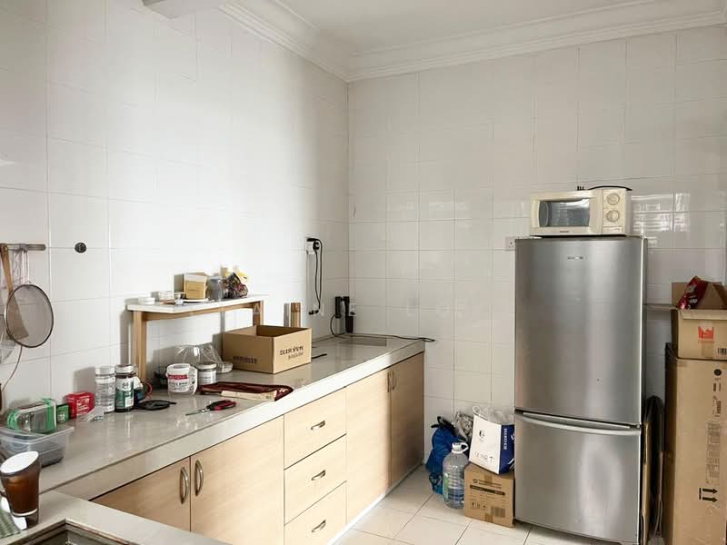 Kondominium untuk Dijual di Paramount View - Elaine Loke - Kitchen - PropertyGuru.com.my