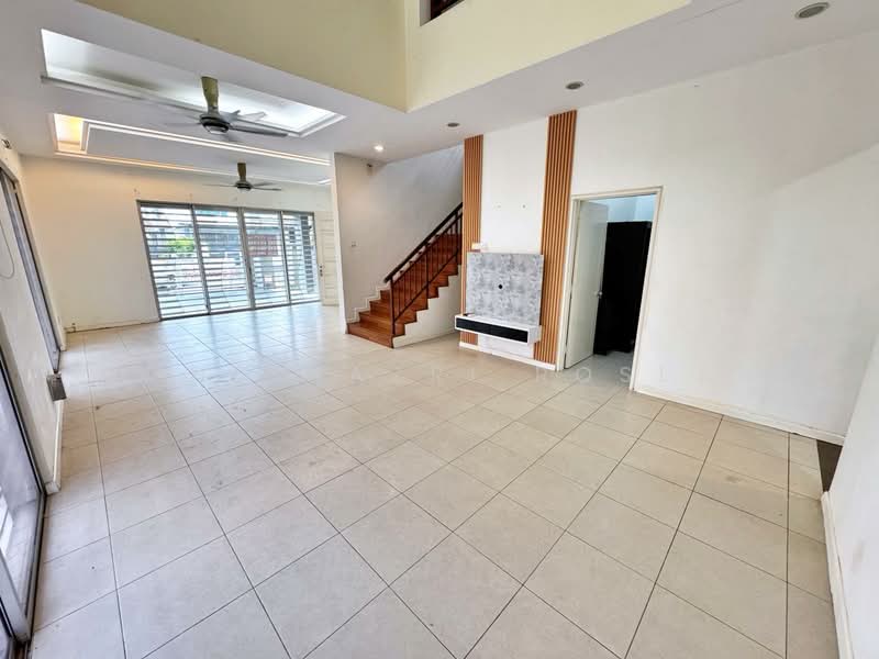 Semi-Detached House for Sale in Bangi (Selangor) - Mohd Nazri Roslan - Living Room - PropertyGuru.com.my