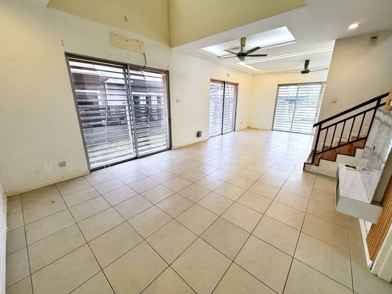 Semi-Detached House for Sale in Bangi (Selangor) - Mohd Nazri Roslan - Living Room - PropertyGuru.com.my