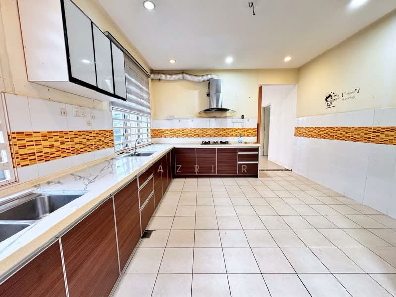 Semi-Detached House for Sale in Bangi (Selangor) - Mohd Nazri Roslan - Kitchen - PropertyGuru.com.my