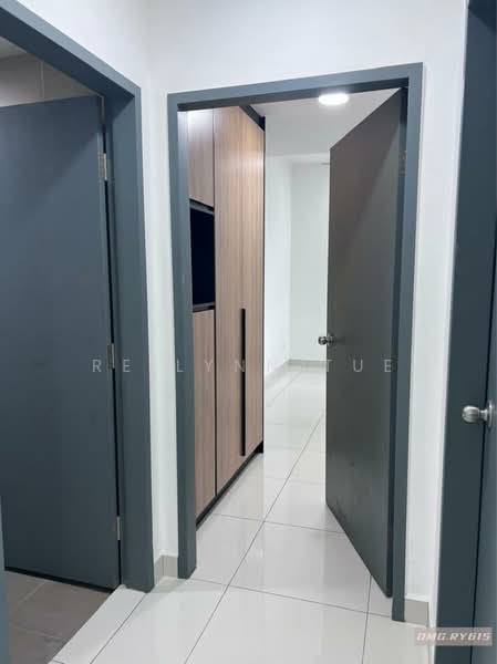 Servis Apartment untuk Disewa di TRIO By Setia - Reilynn Tue - Corridor - PropertyGuru.com.my