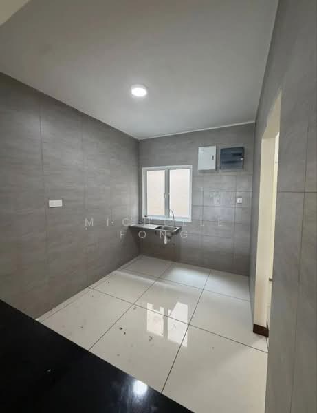 Apartment for Sale at Larkin Residence Phase 2 - Michelle Fong - Kitchen - PropertyGuru.com.my