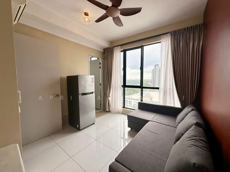 Servis Apartment untuk Disewa di Sky Loft Premium Suites - APRILIA CHAYADI - Living Room - PropertyGuru.com.my