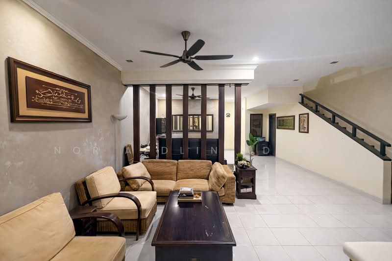 Terraced House for Sale in Alam Damai (Cheras) - Nor Azdlin Adnan - Living Room - PropertyGuru.com.my