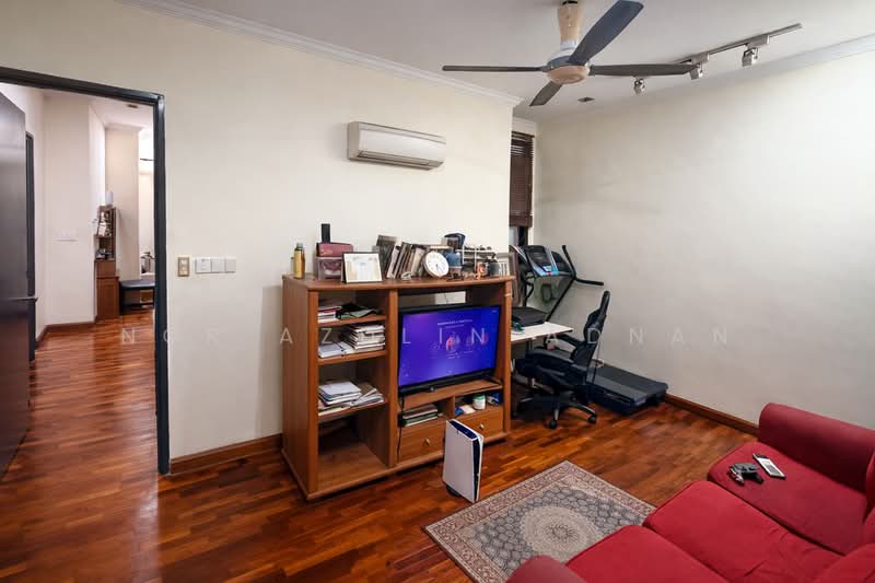 Terraced House for Sale in Alam Damai (Cheras) - Nor Azdlin Adnan - Living Room - PropertyGuru.com.my