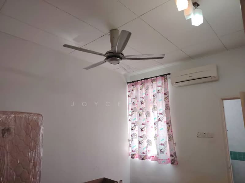 2-storey Terraced House for Sale in Bandar Puteri Puchong (Puchong) - Joyce Hoo - Bedroom - PropertyGuru.com.my