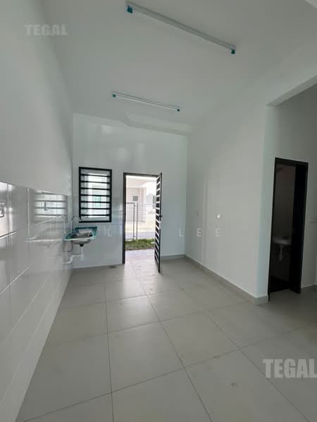 Rumah Teres 2 Tingkat untuk Disewa di Klang (Selangor) - Alex Lee - Kitchen - PropertyGuru.com.my