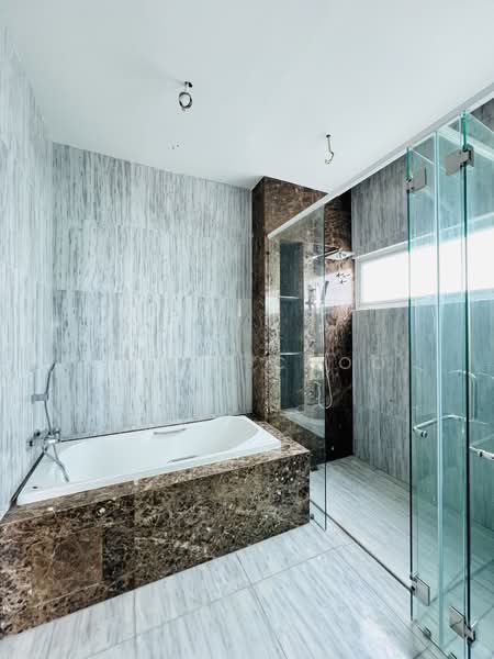 Bungalow House for Sale in Melawati (Selangor) - Lucas Choo - Bathroom - PropertyGuru.com.my