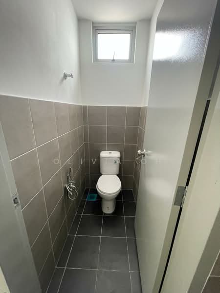 Kedai / Pejabat untuk Disewa di Beranang (Selangor) - OLIVIA OH - Bathroom - PropertyGuru.com.my