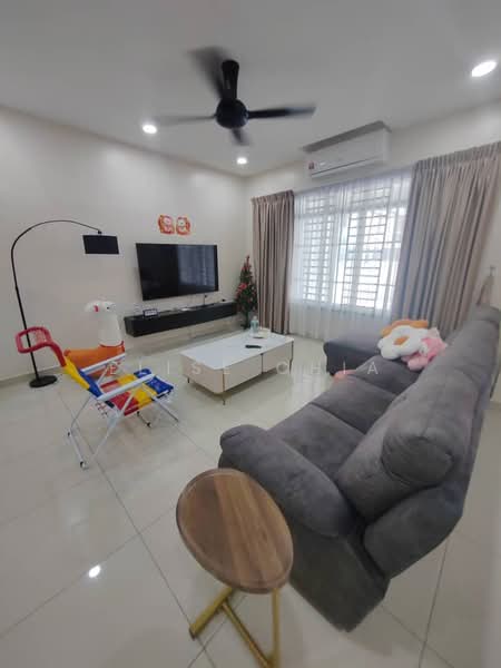 Rumah Teres 2 Tingkat untuk Dijual di Taman Flora Heights (Pasir Gudang) - Elise Chia - Living Room - PropertyGuru.com.my
