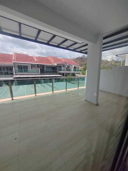 Rumah Teres 2 Tingkat untuk Dijual di Taman Flora Heights (Pasir Gudang) - Elise Chia - Balcony - PropertyGuru.com.my