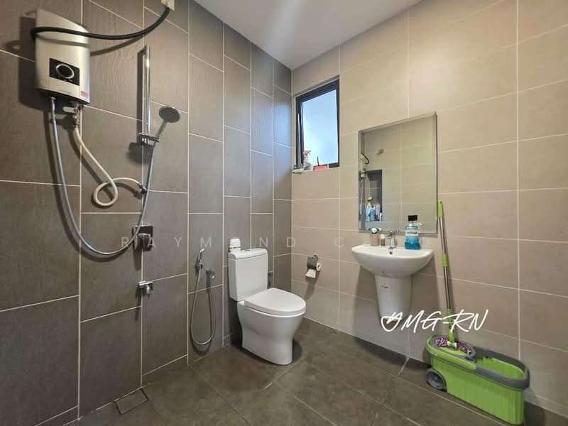 2-storey Terraced House for Sale in Bukit Raja (Selangor) - Raymond Choo - Bathroom - PropertyGuru.com.my