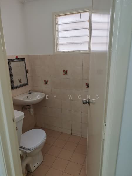 Pangsapuri untuk Disewa di Sri Cempaka (Taman Wawasan) - Joey Wong - Bathroom - PropertyGuru.com.my
