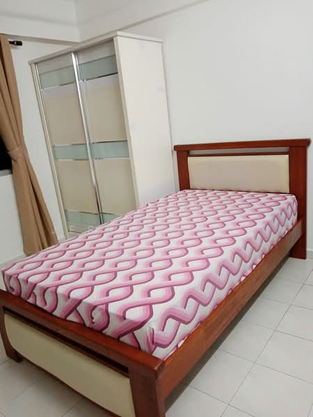 Pangsapuri untuk Disewa di Taman Pekaka Block 31 - Jessilynne . - Bedroom - PropertyGuru.com.my