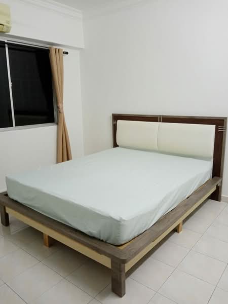 Pangsapuri untuk Disewa di Taman Pekaka Block 31 - Jessilynne . - Bedroom - PropertyGuru.com.my