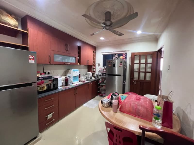 2.5-storey Terraced House for Sale in Bandar Mahkota Cheras (Cheras) - Shanny Tan - Kitchen - PropertyGuru.com.my