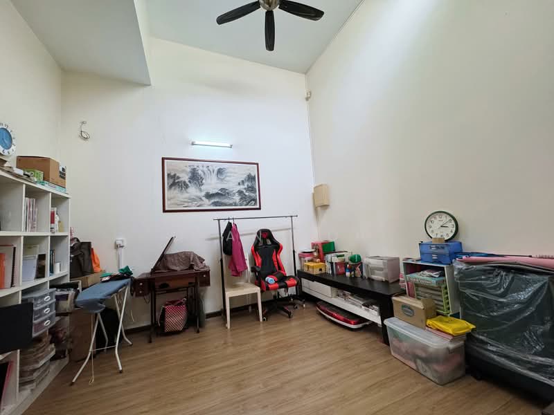 2-storey Terraced House for Rent in Island Glades (Jelutong) - Qyan Goh - Interior - PropertyGuru.com.my