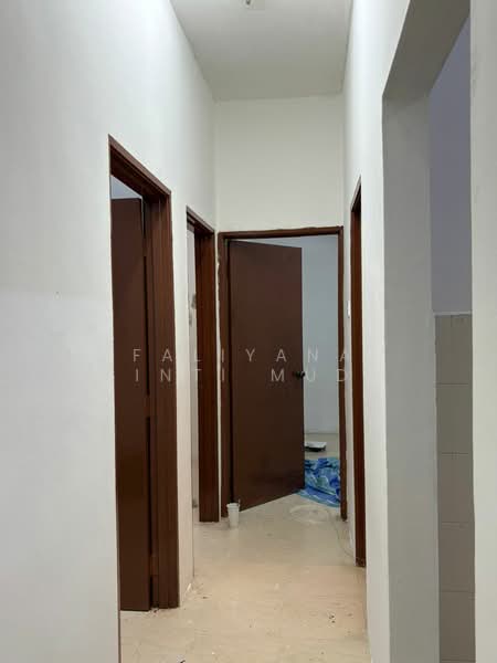 Pangsapuri untuk Disewa di Laman Suria - Faliyana binti Muda - Corridor - PropertyGuru.com.my
