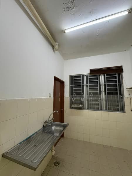 Pangsapuri untuk Disewa di Laman Suria - Faliyana binti Muda - Kitchen - PropertyGuru.com.my