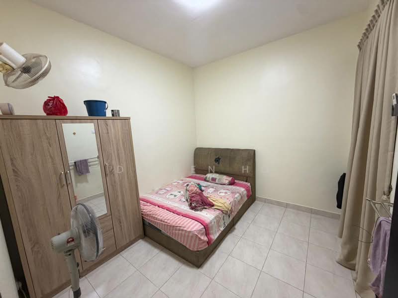 2-storey Terraced House for Sale in Taman Impian Emas (Skudai) - Darren Ho - Bedroom - PropertyGuru.com.my
