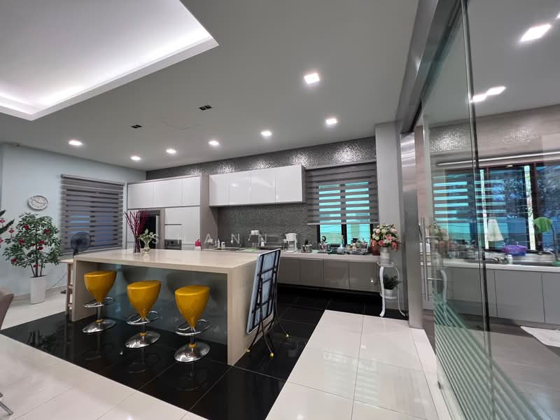Rumah Banglo untuk Dijual di Bukit Sungai Long (Bandar Sungai Long) - Shanny Tan - Kitchen - PropertyGuru.com.my