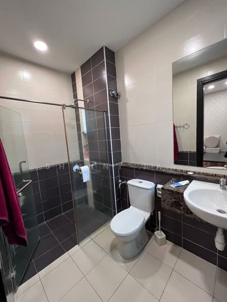 Rumah Banglo untuk Dijual di Bukit Sungai Long (Bandar Sungai Long) - Shanny Tan - Bathroom - PropertyGuru.com.my