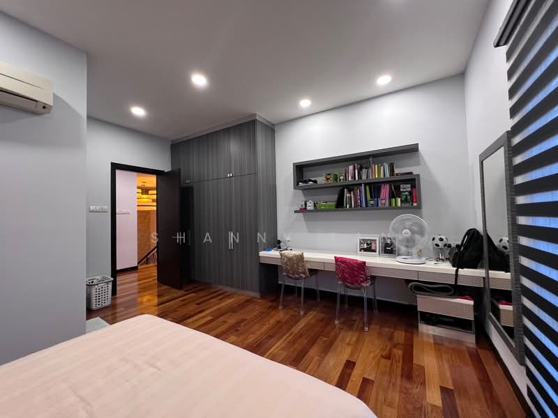 Rumah Banglo untuk Dijual di Bukit Sungai Long (Bandar Sungai Long) - Shanny Tan - Bedroom - PropertyGuru.com.my