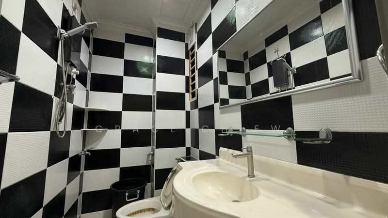 Kondominium untuk Disewa di Putri Indah Condominium - Grace Chiew - Bathroom - PropertyGuru.com.my