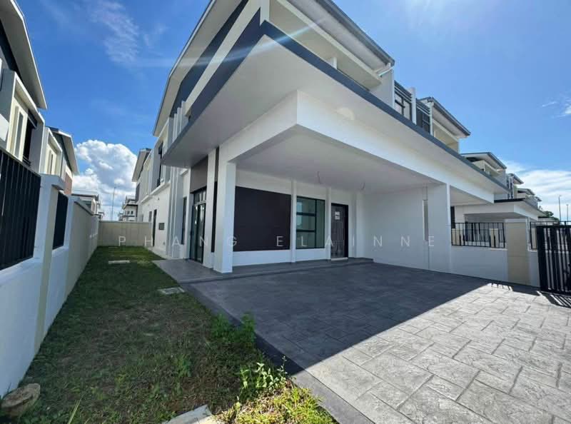 Cluster House for Sale in Johor Bahru (Johor) - Phang Elainne - Exterior - PropertyGuru.com.my
