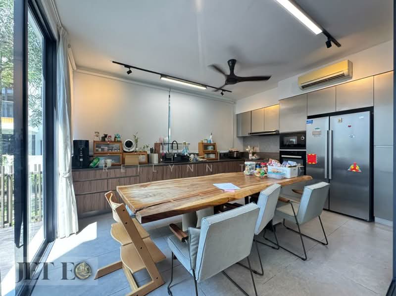 2-storey Terraced House for Sale in Bandar Rimbayu (Telok Panglima Garang) - Reilynn Tue - Kitchen - PropertyGuru.com.my