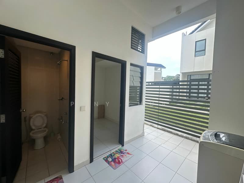 Rumah Teres untuk Disewa di Medini (Iskandar Puteri (Nusajaya)) - Pony Chua - Bathroom - PropertyGuru.com.my