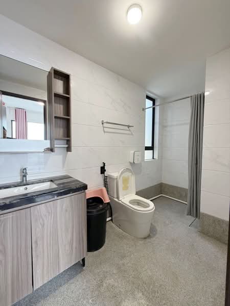 Service Residence for Rent at Country Garden Central Park - Meng . - Bathroom - PropertyGuru.com.my
