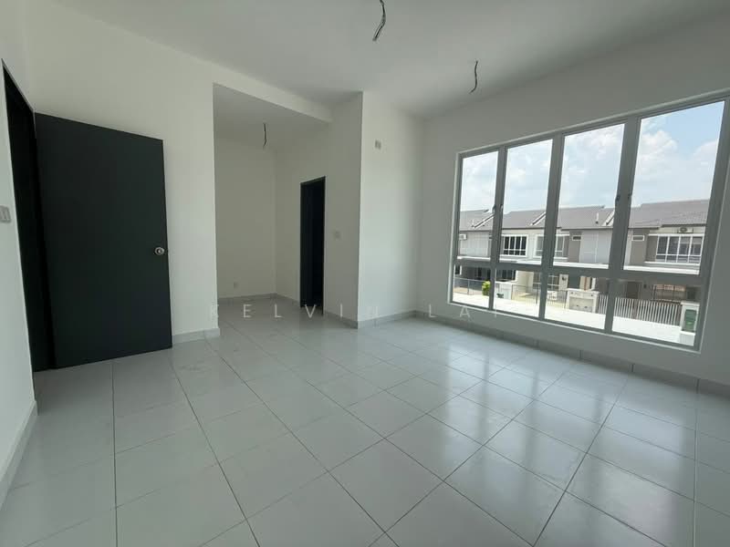 Terraced House for Sale in Rawang (Selangor) - Kelvin Lai - Living Room - PropertyGuru.com.my