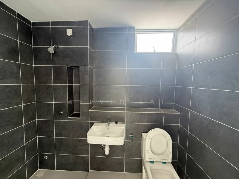 Terraced House for Sale in Rawang (Selangor) - Kelvin Lai - Bathroom - PropertyGuru.com.my