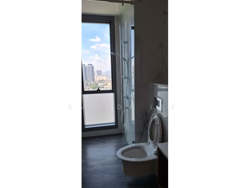 Servis Apartment untuk Disewa di Core Residence @ TRX - Amanda Lee - Bathroom - PropertyGuru.com.my