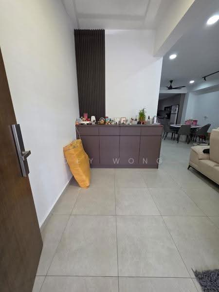 2-storey Terraced House for Sale in Taman Puchong Tekali (Puchong) - Joey Wong - Living Room - PropertyGuru.com.my