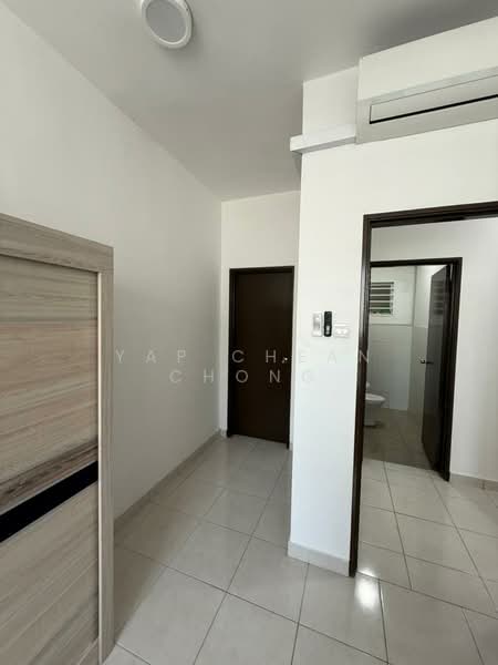 Apartment for Sale at Trifolis - Yap Chean Chong - Corridor - PropertyGuru.com.my