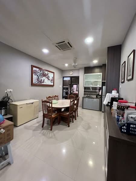 Semi-Detached House for Sale in Bukit Sungai Long (Bandar Sungai Long) - Shanny Tan - Dining Room - PropertyGuru.com.my