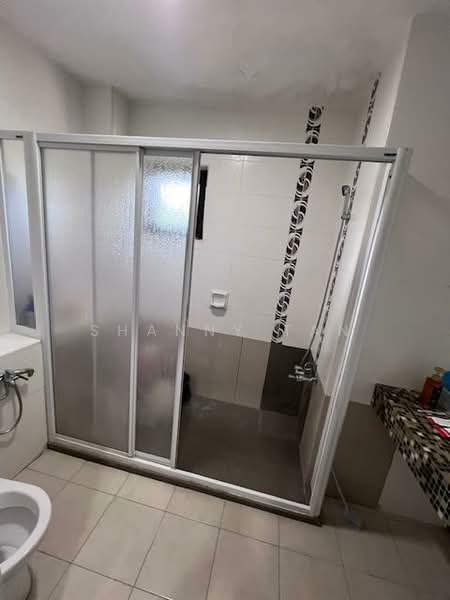 Semi-Detached House for Sale in Bukit Sungai Long (Bandar Sungai Long) - Shanny Tan - Bathroom - PropertyGuru.com.my