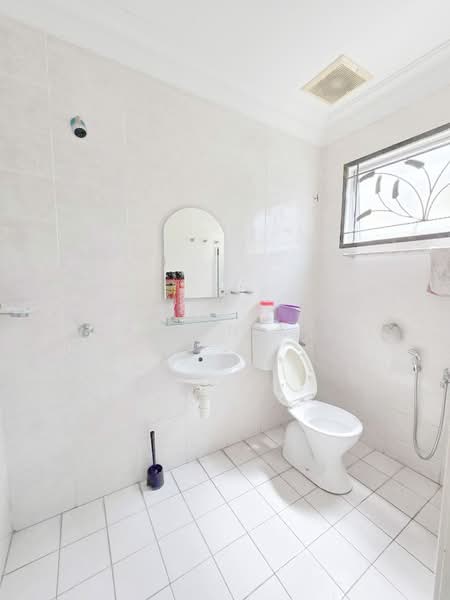 Rumah Teres untuk Dijual di Kajang (Selangor) - Calvin Kok - Bathroom - PropertyGuru.com.my