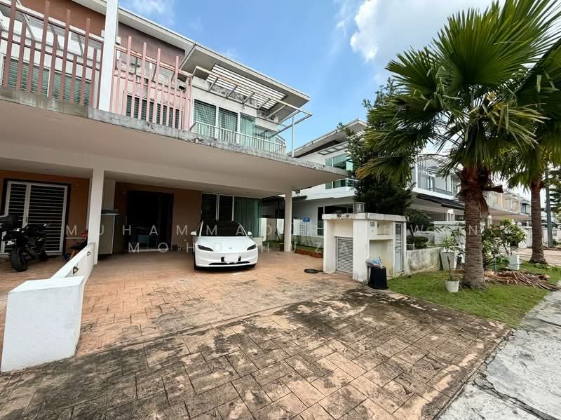 2-storey Terraced House for Sale in Cyberjaya (Selangor) - Muhammad Ridhwan Mohd Huzairi - Exterior - PropertyGuru.com.my